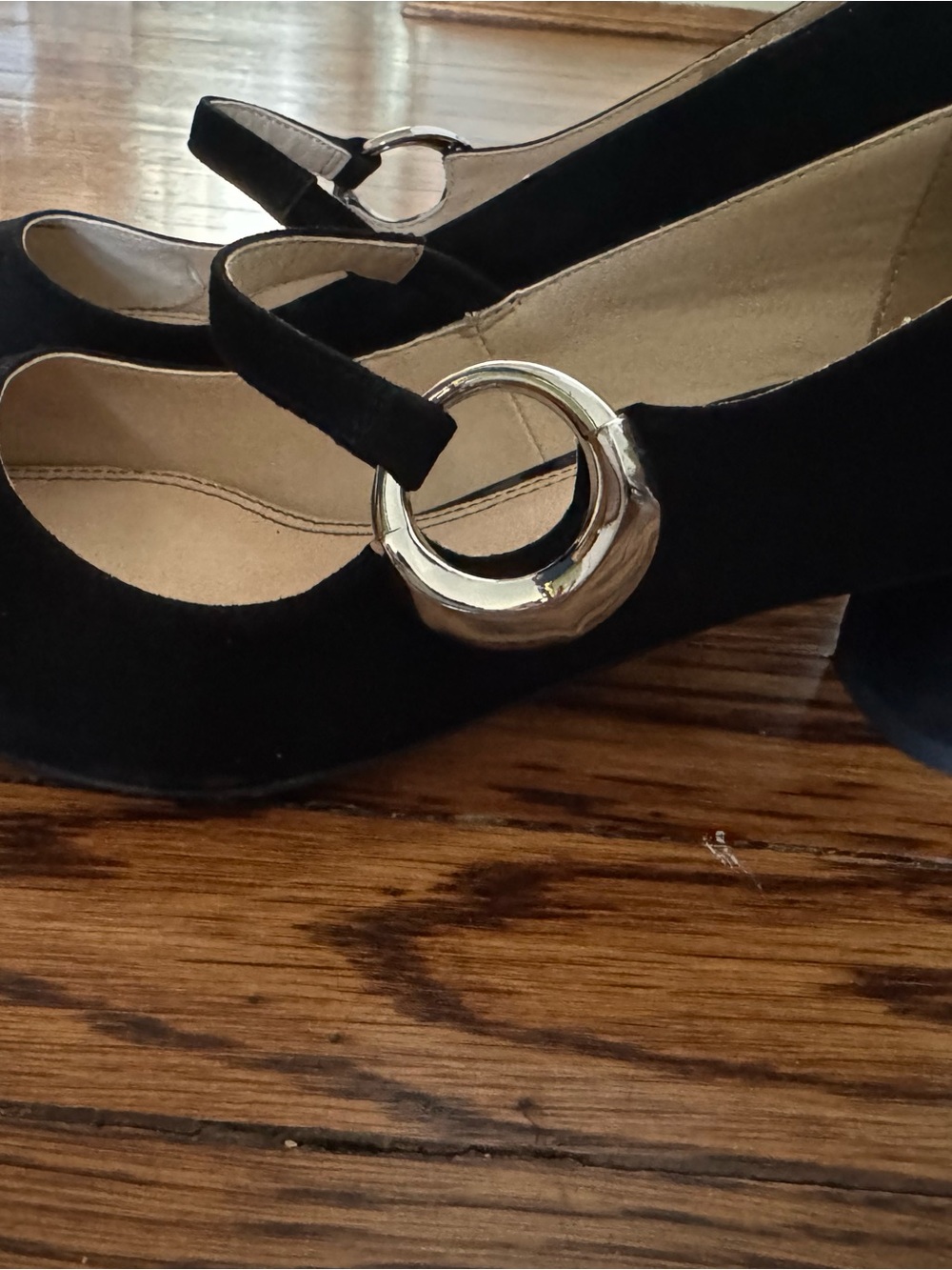 Black Suede Pointed-Toe Mary Jane heel - Picture 4 of 11
